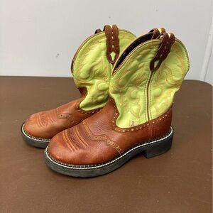 Women Justin Gypsy Brown and Green Western Boots
